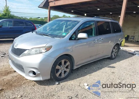 2013 Toyota Sienna Se 8 Passenger из США, поврежденный, VIN 5TDXK3DC4DS280409